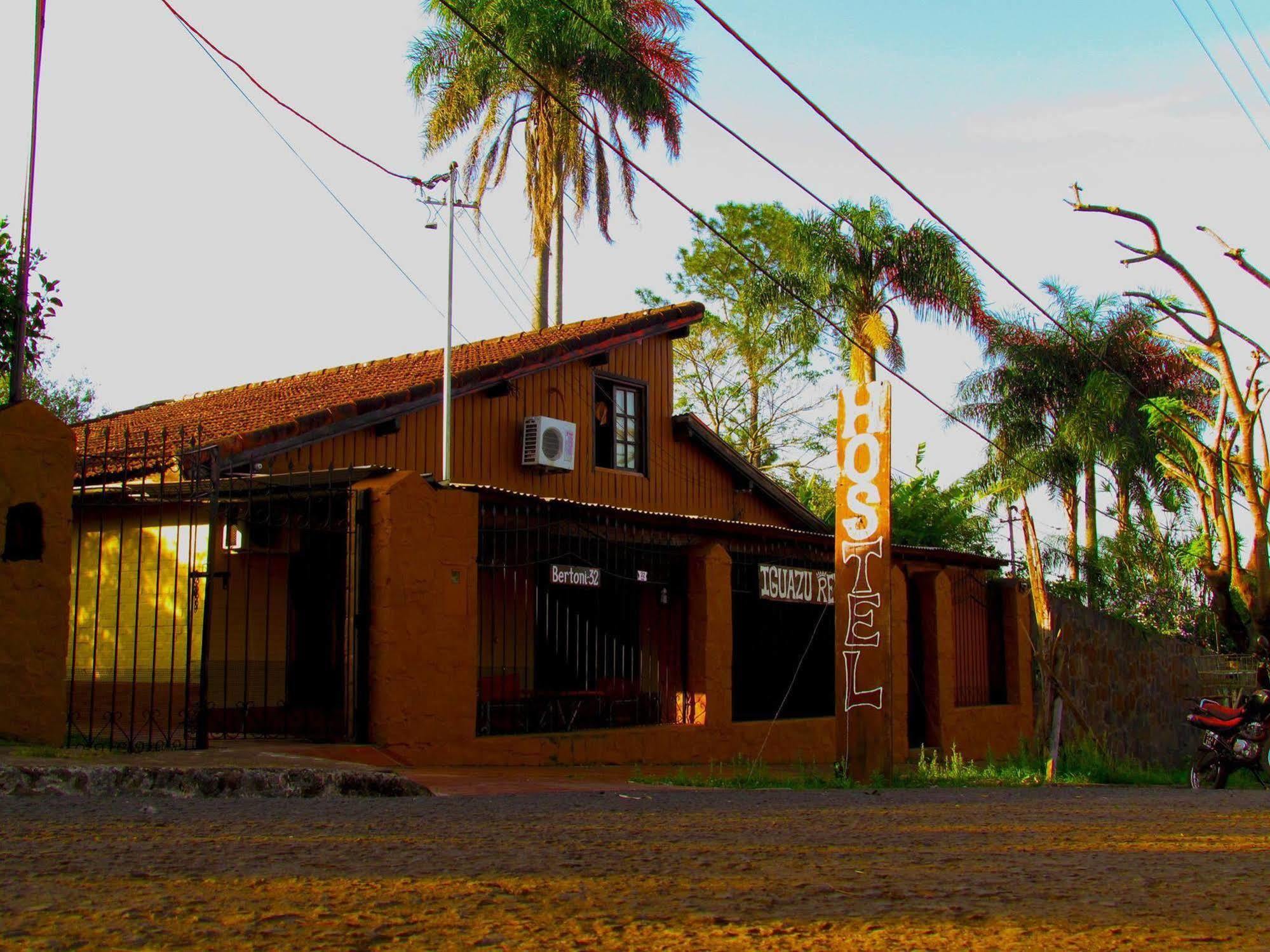 Iguazu Rey Hostel Puerto Iguazú Exterior foto